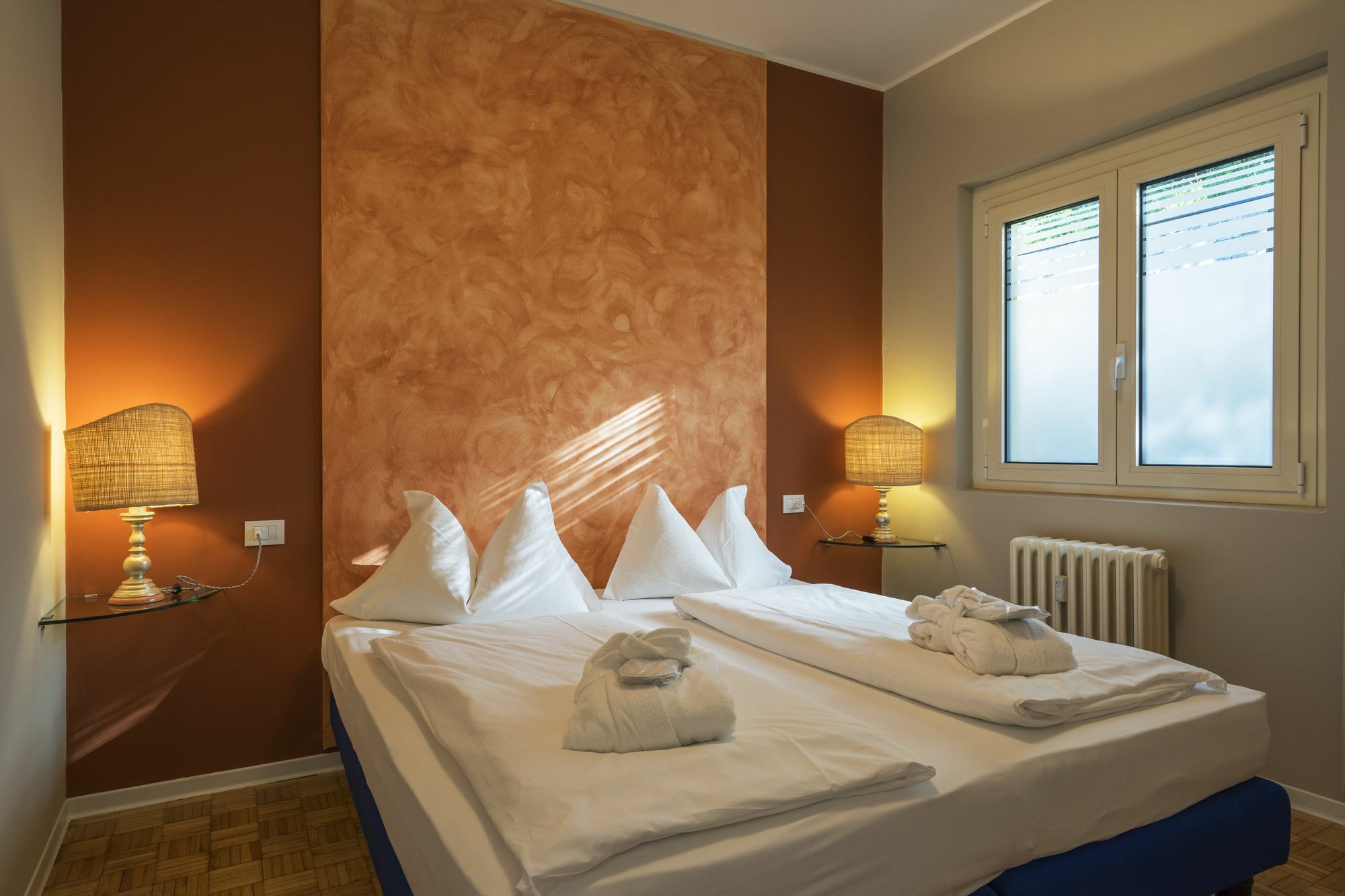 Hotel Dependence Del Parco à Porlezza Extérieur photo